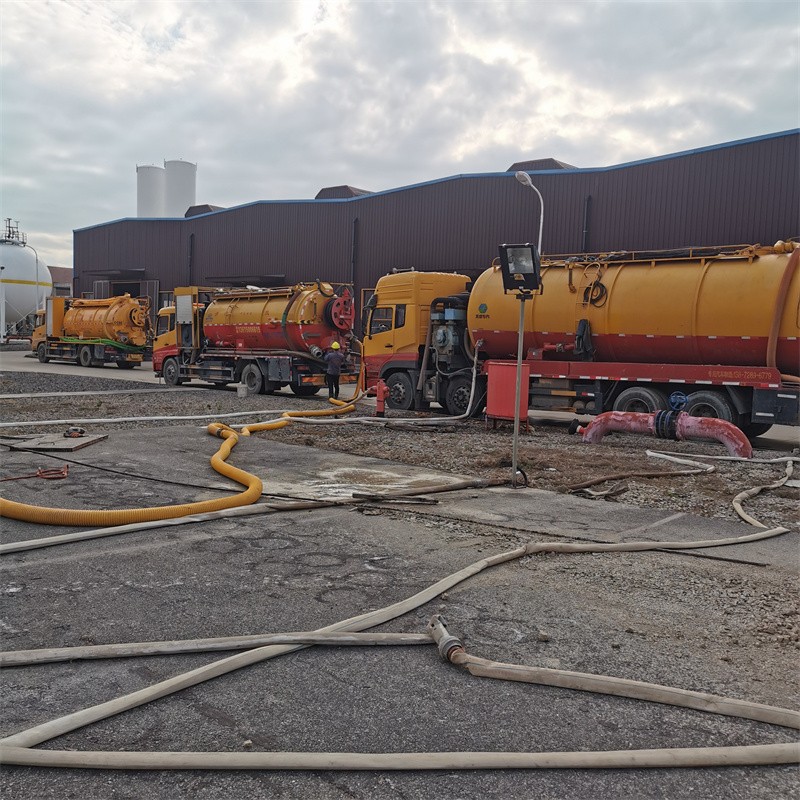 峰峰矿污水池清理