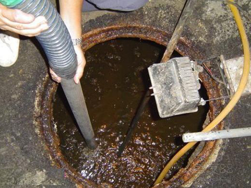 峰峰矿隔油池清理